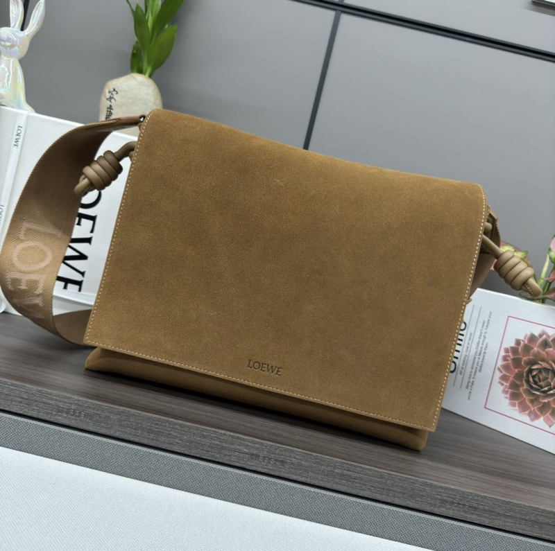 l*ew* satchel bags